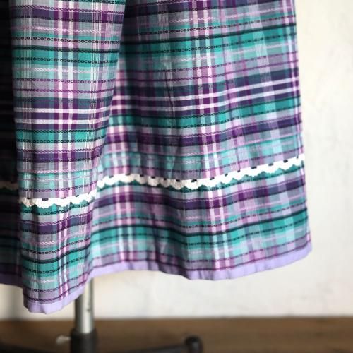<img class='new_mark_img1' src='https://img.shop-pro.jp/img/new/icons14.gif' style='border:none;display:inline;margin:0px;padding:0px;width:auto;' />vintage skirt from W.Germany /ǤǤåΥ