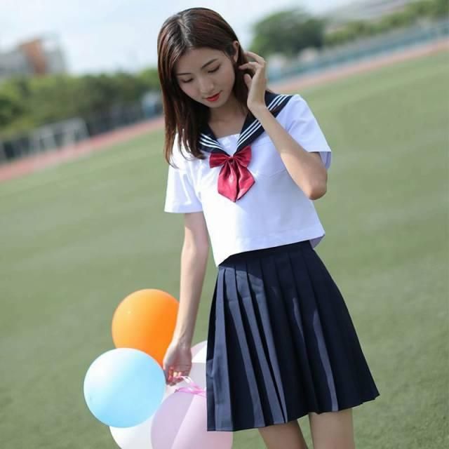 セーラー服　夏服冬服セット　学校指定半袖セーラー