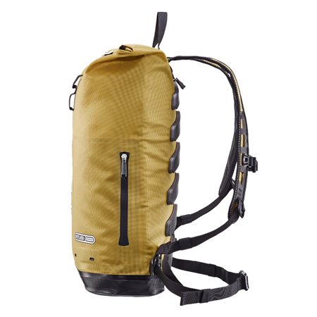 コミューターデイパックシティ(Commuter-Daypack city) 21L マスタード