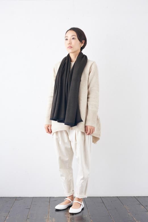 【美品】maison de soil　CASHMERE PLAIN PONCHO Pure Cashmere Poncho Cape, Plain Knitted in Light grey