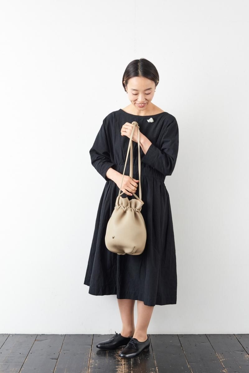 KUROSAWA 巾着バック（ステッチ入り） - poooL (online shop)