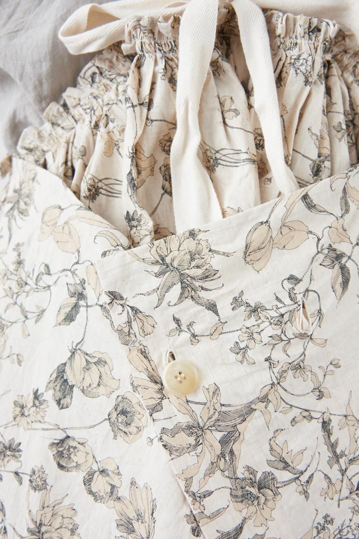 Veritecoeur Flower print skirt（VC-2120） - poooL (online shop)