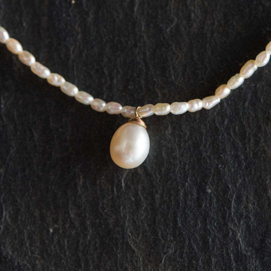 Toile（トワレ）の Pearl short Necklace - poooL (online shop)