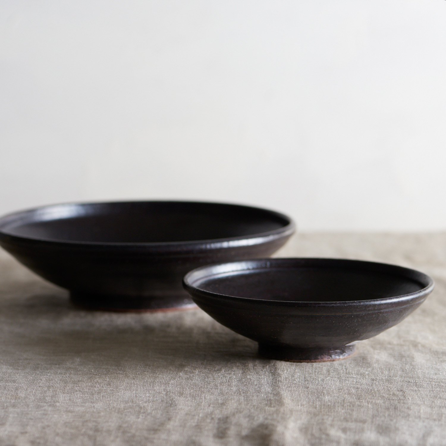 八木橋昇の黒釉玉縁鉢（5寸、7寸） - poooL (online shop)