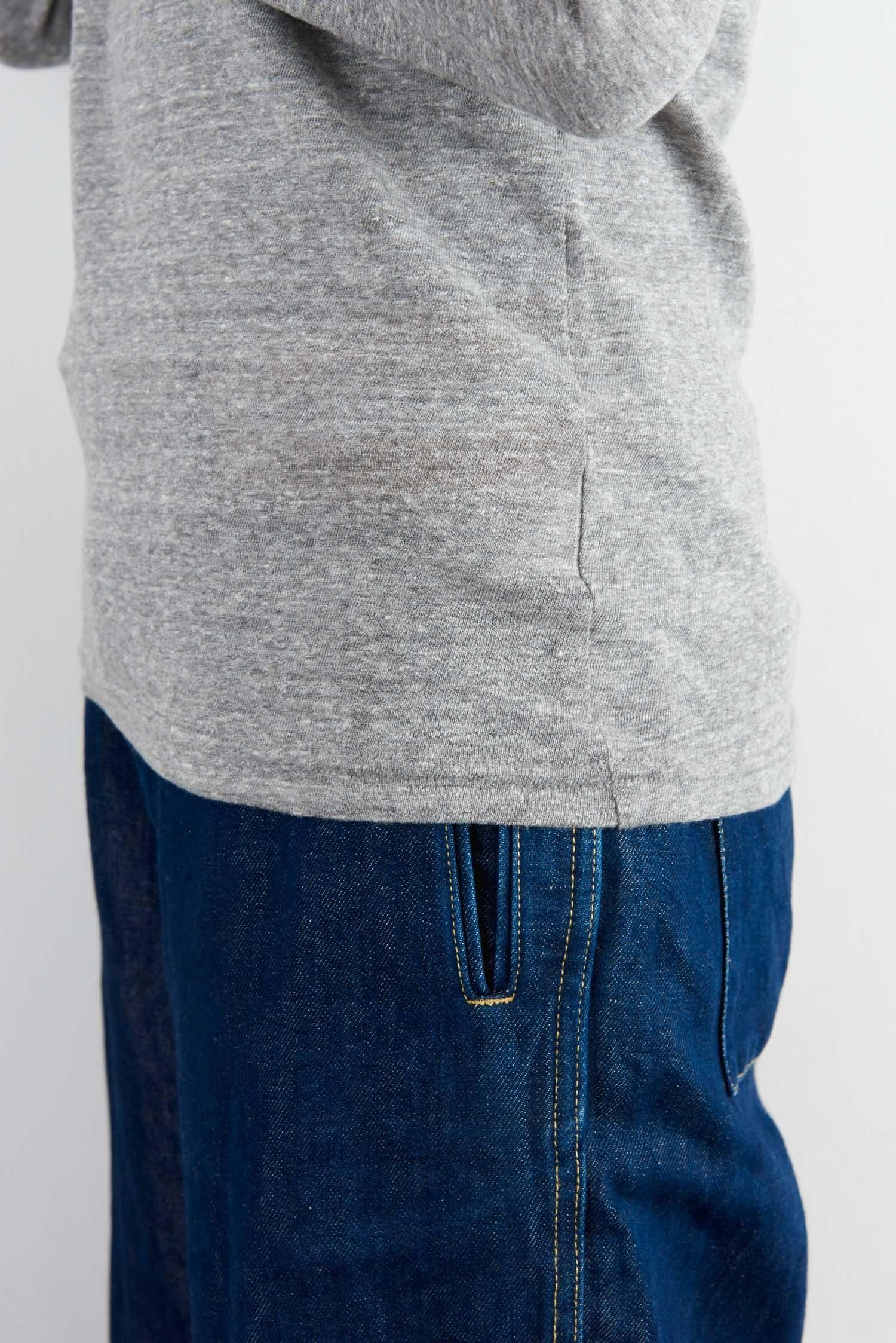 新品▪️SARAXJIJI サラジジ　ラフィーガーゼCネックカットソー　長袖 SARAXJIJI ラフィーガーゼ Cネックカットソー 長袖 (2color