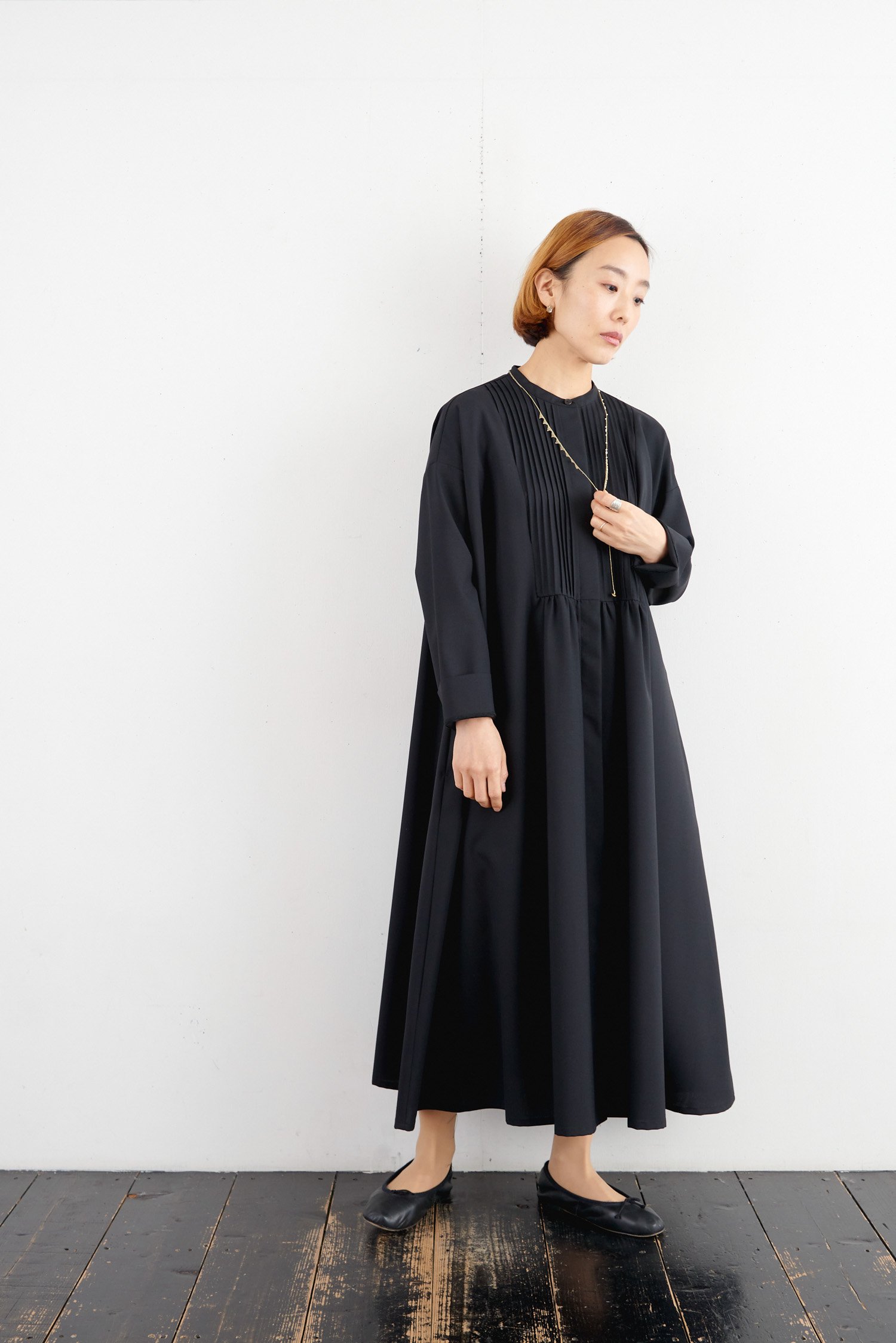 Mochi Pin tuck dress - poooL (online shop)