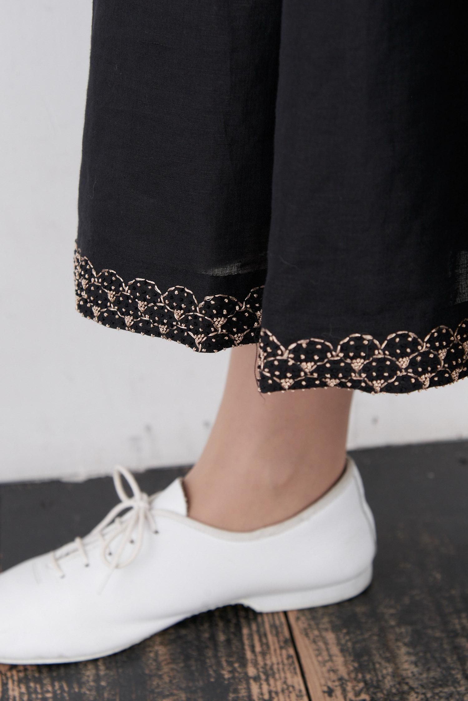 BUNON カディ リネンコットン Embroidery pintuck dress（2color