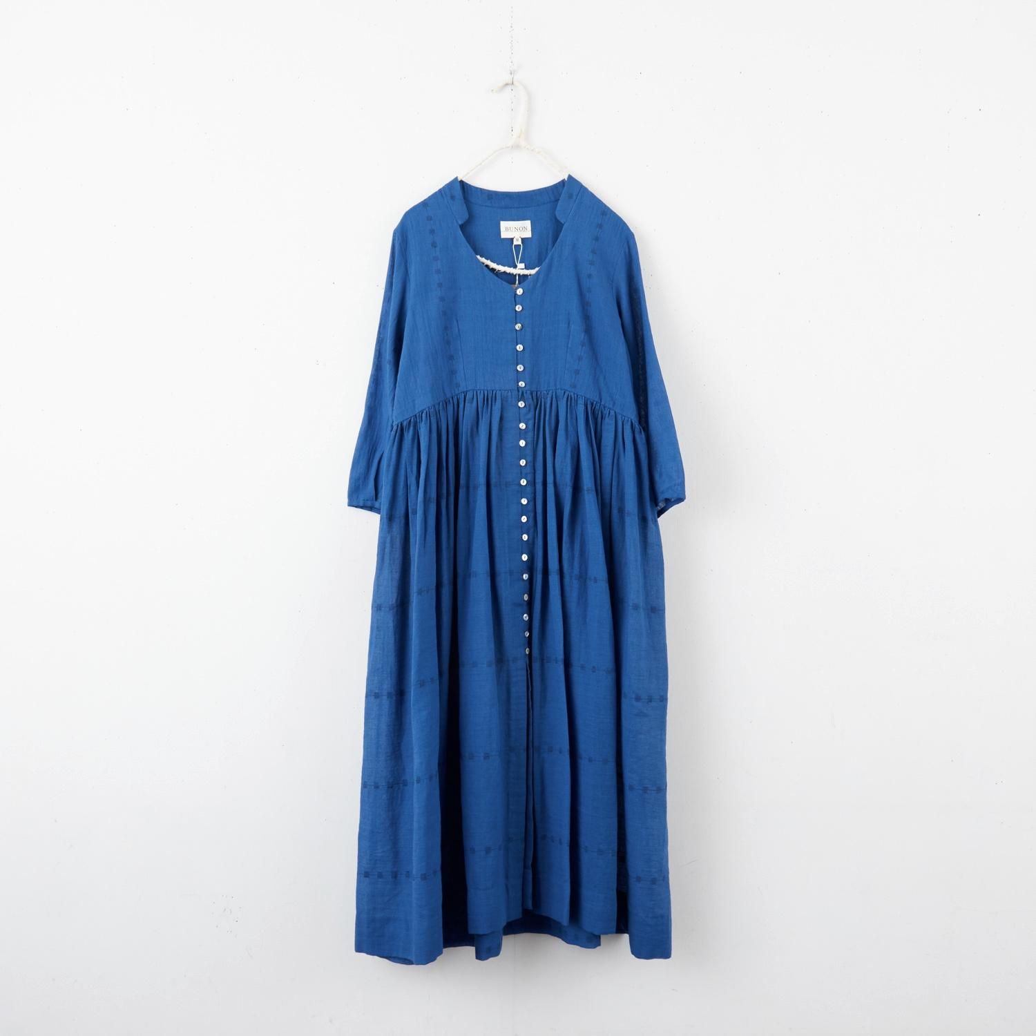 BUNON / Plenty Gather Dress | シルクの光沢がマッチした
