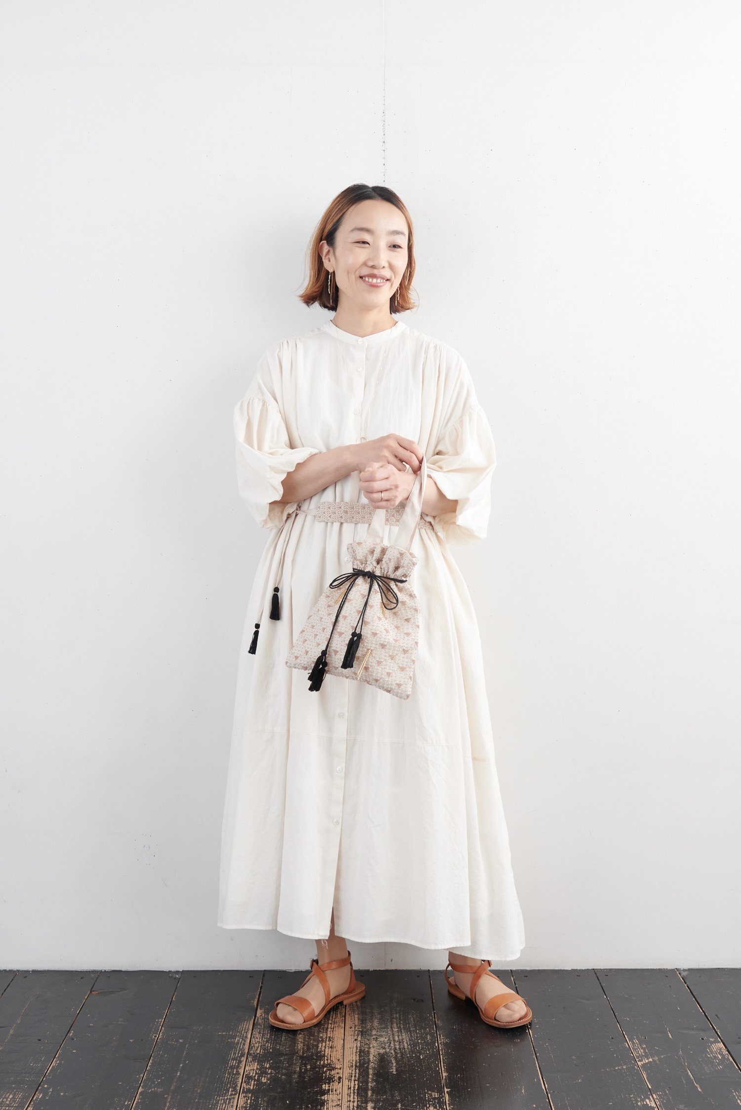 BUNON カディリネンコットン embroidery drawing bag & ribbon belt 