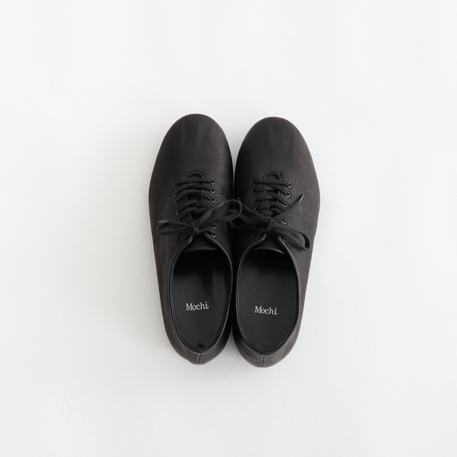 Mochi Leather sneakers- poooL (online shop)