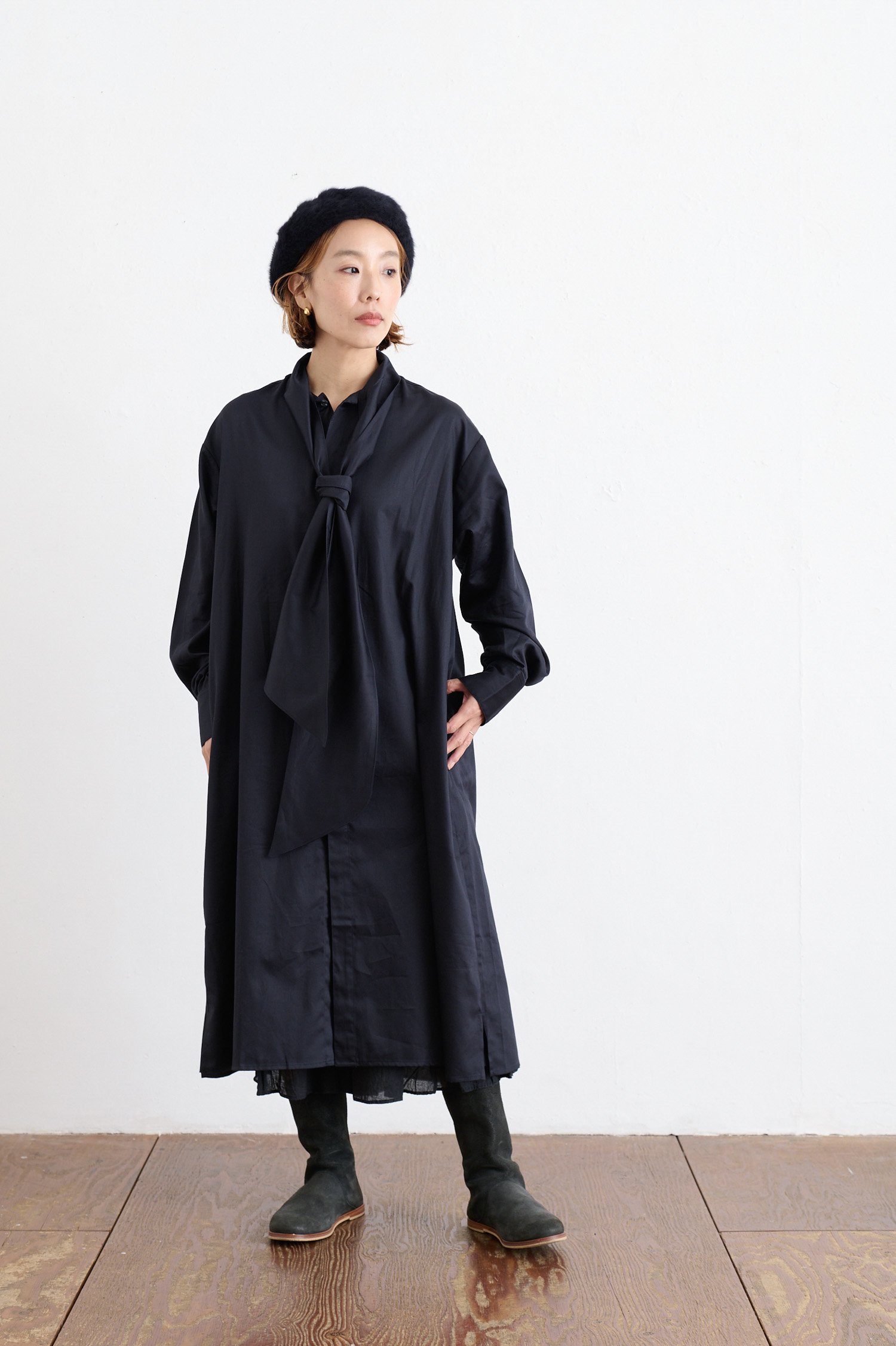 Honnete Tie collar dress - poooL (online shop)