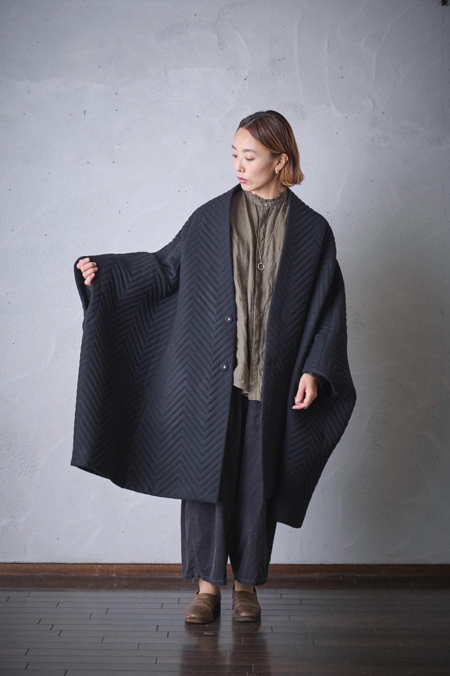 mochi cape coat モチ ケープコート