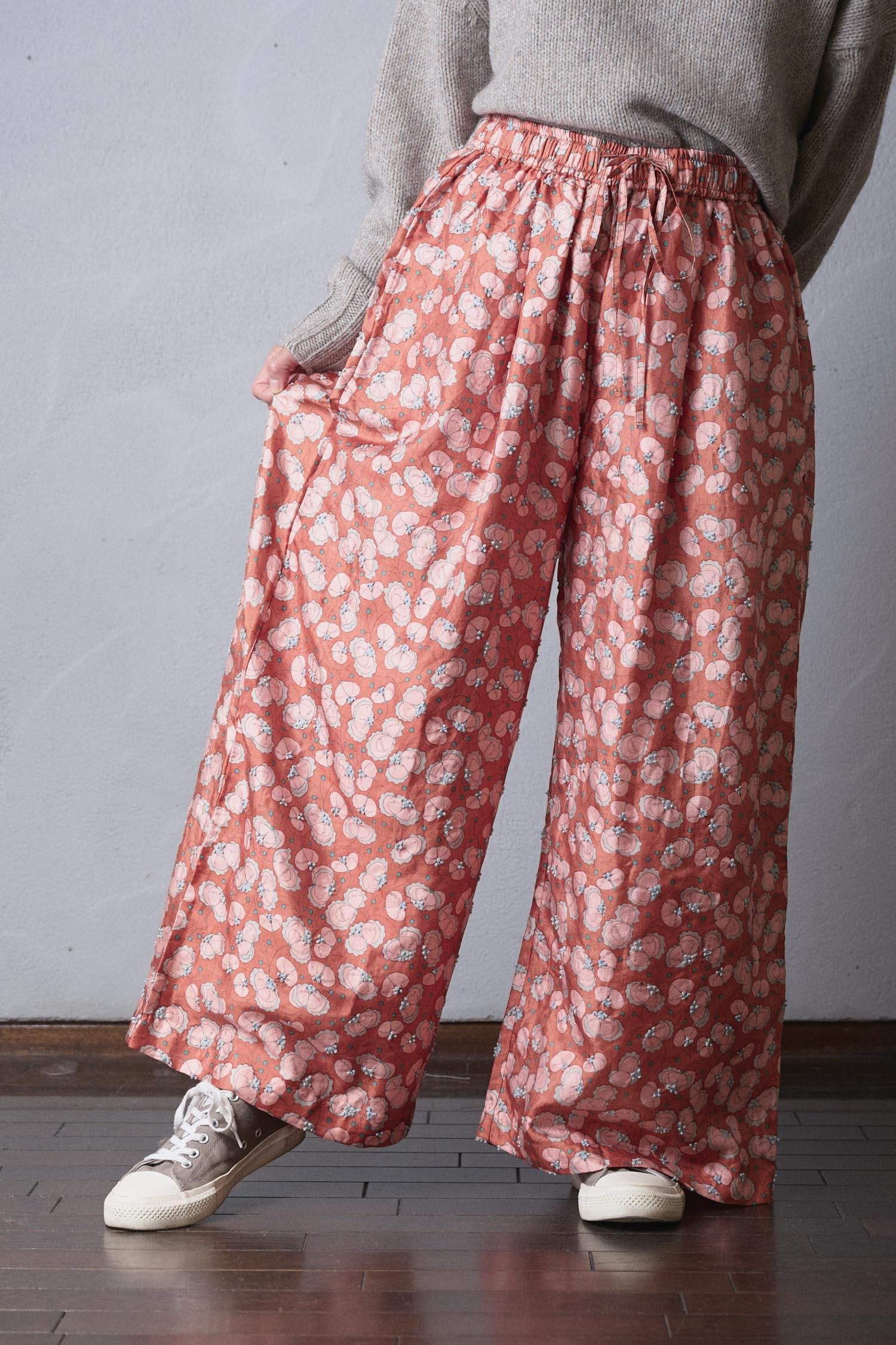 BUNON Khadi silk flower print & embroidery Tuck pants- poooL (online shop)