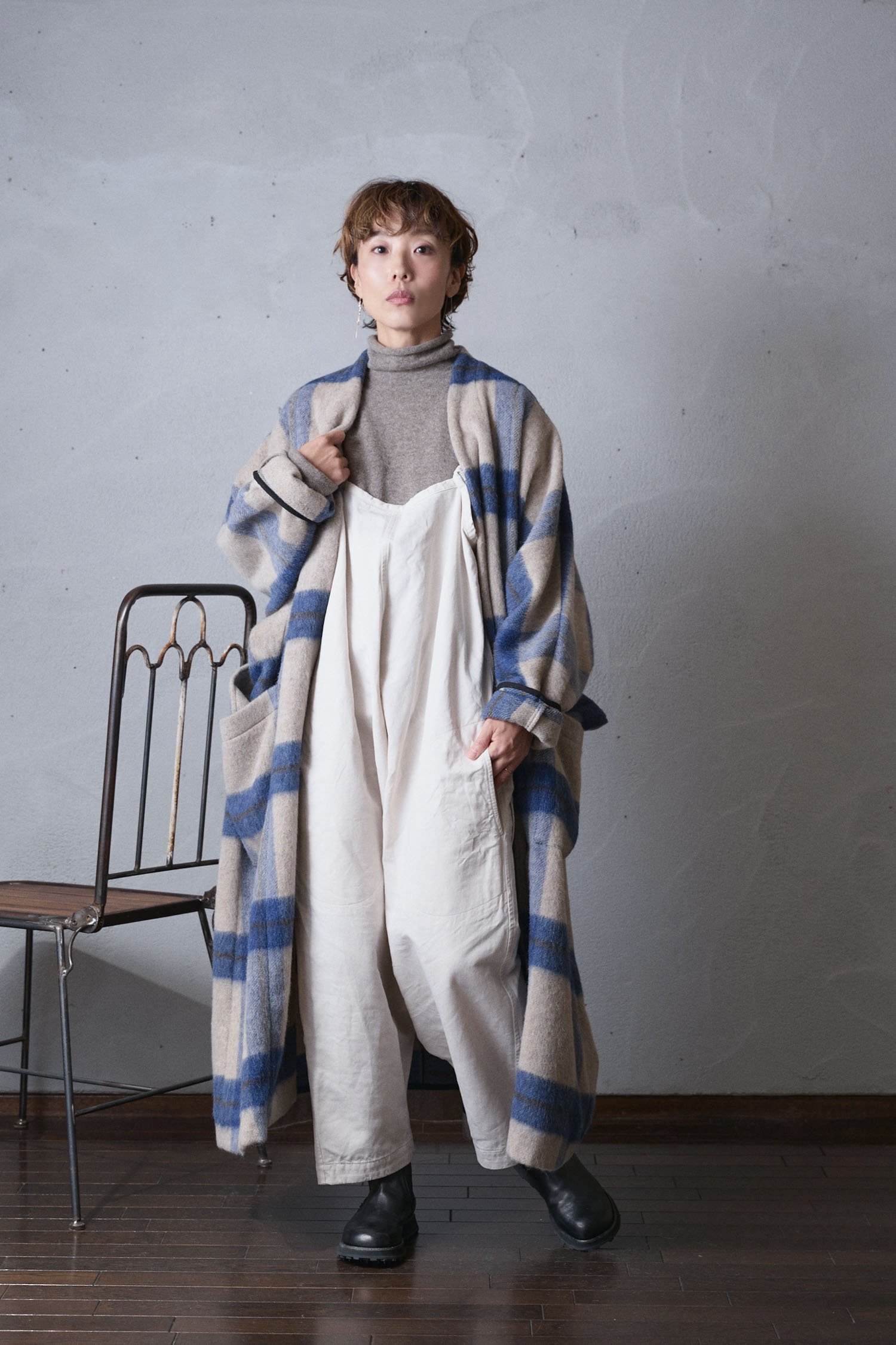 Honnete Italian wool shaggy Dolman gown coat（チェック / 無地） - poooL (online  shop)