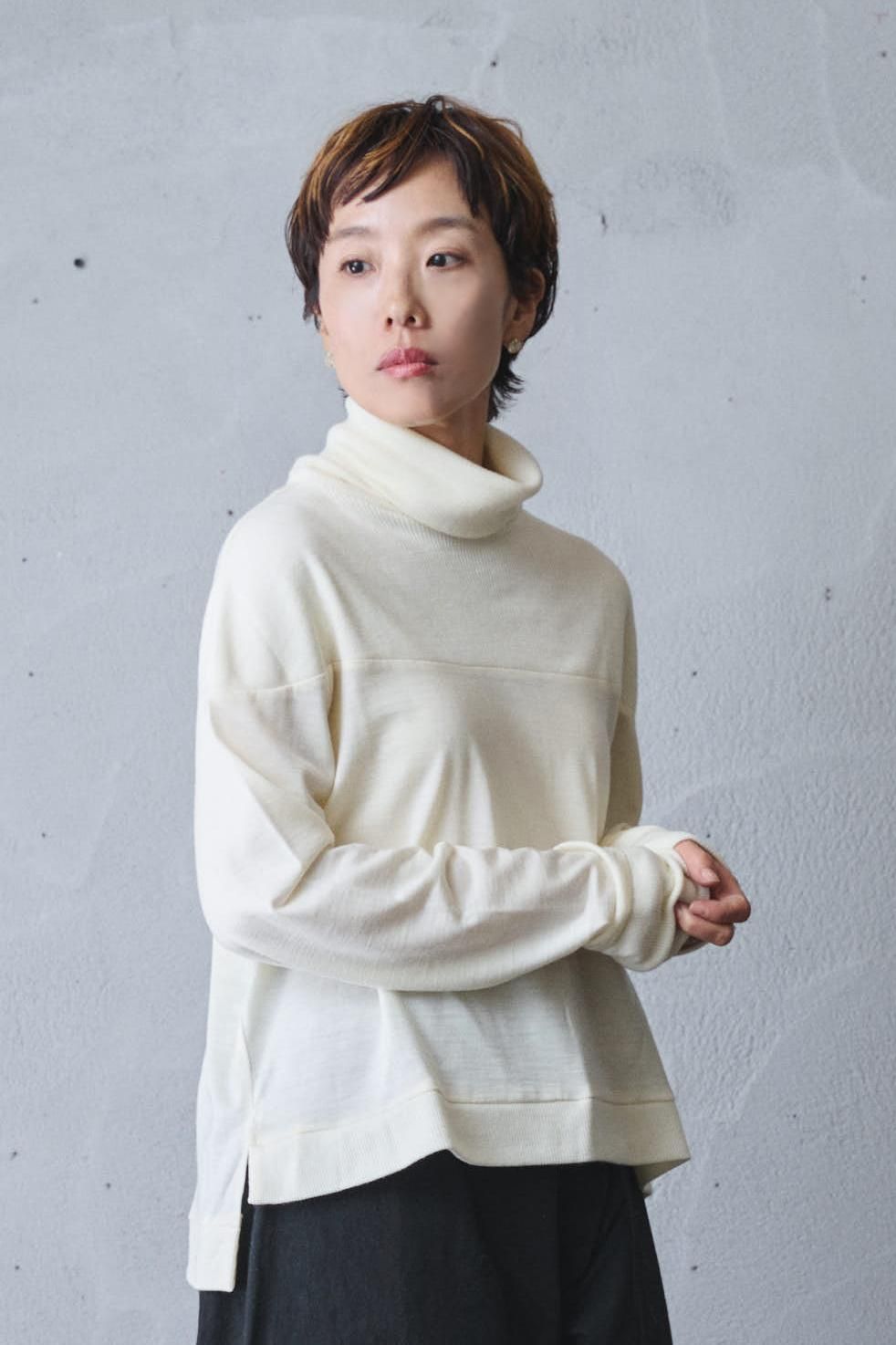 ニット/セーター mochi mochi turtleneck knit Mochi モチ turtleneck knit [grey beige]