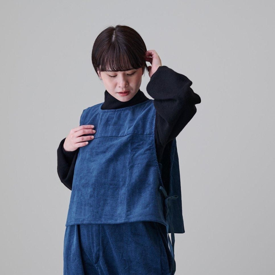 25SS 【Yarmo】 Cropped Tabard Yarmo Cropped tabard（2color） - poooL (online shop)
