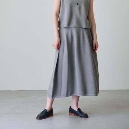 ★新品タグ付★ FACTORY ファクトリー 綿強燃糸 Vネック ポンチョ ☆ 新品タグ付 ☆ FACTORY ファクトリー 綿強燃糸 Vネック ポンチョ