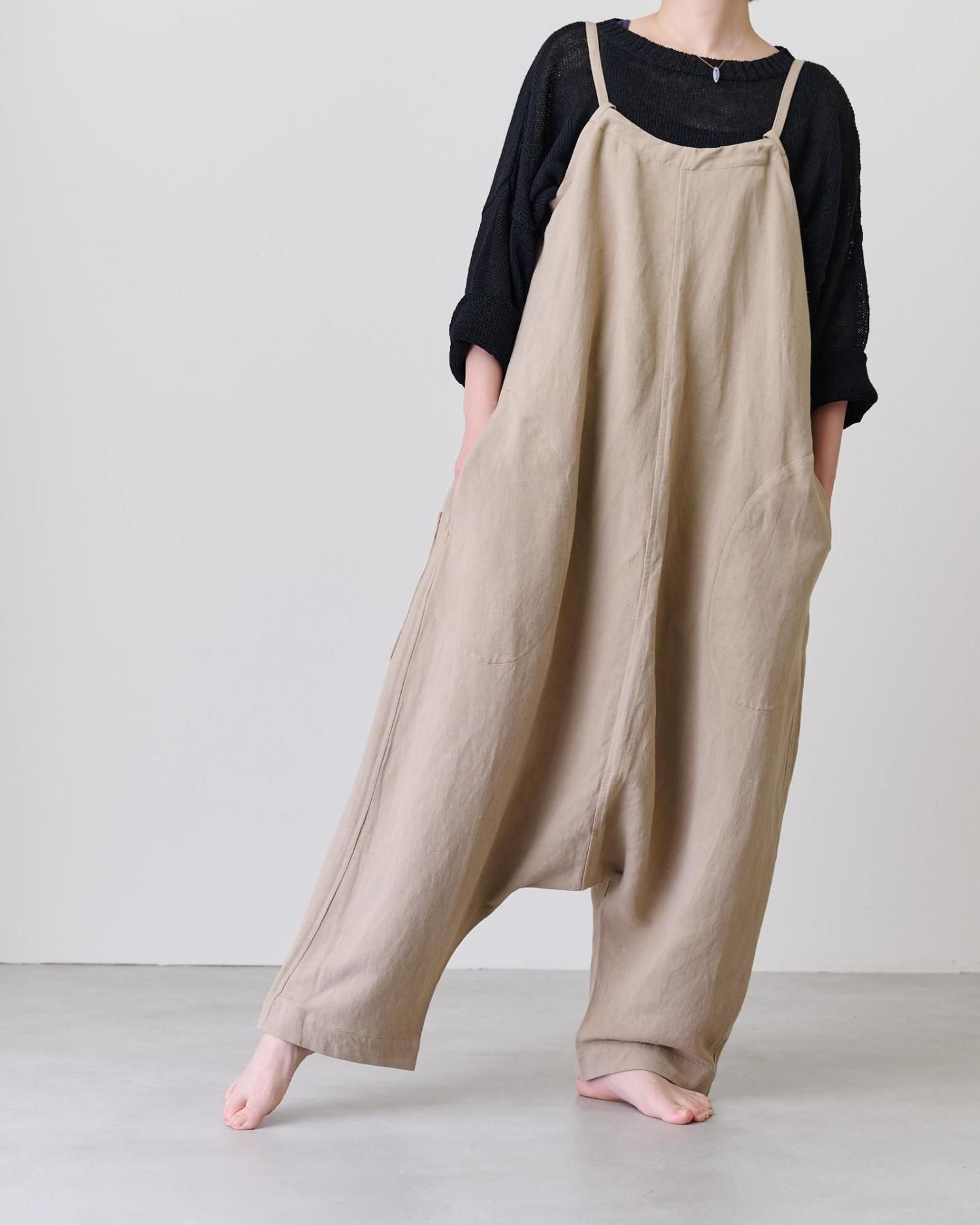 ヴラスブラム　Linen Viscose Canvas サロペットブラック Linen Viscose Canvas サロペット | ITEM | Vlas blomme