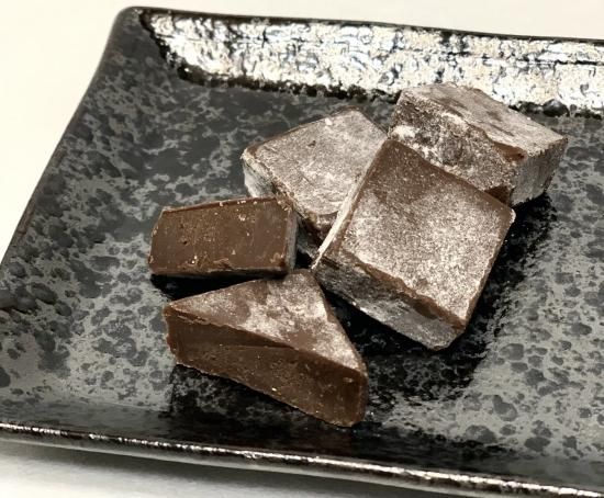 奥飛騨 大吟醸 生チョコレート 4個入 - 奥飛騨酒造 奥飛騨 大吟醸 生チョコレート 4個入 - 奥飛騨酒造