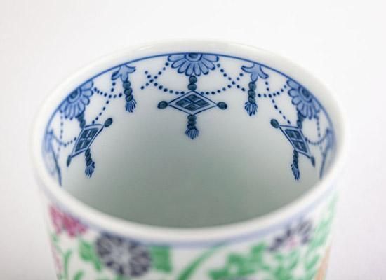 1648 其泉　秋草瓔珞文  湯呑　4客 1648 其泉 秋草瓔珞文 湯呑 4客