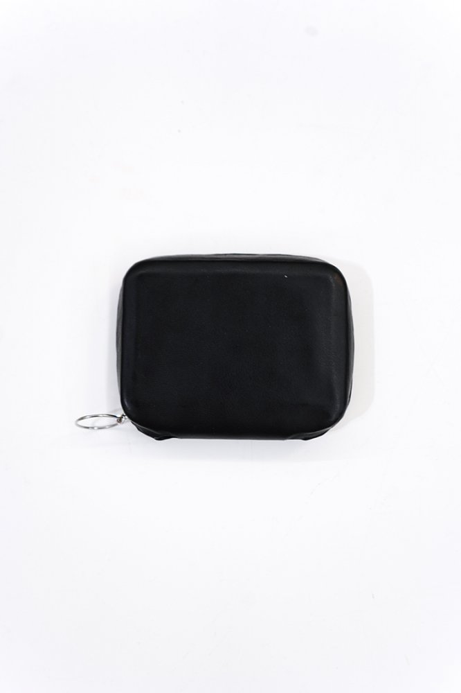 beta post Mini purse / BLACK - Unlimited lounge | ONLINESTORE