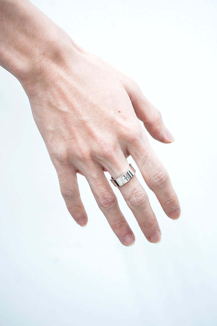 LE GRAMME ribbon ring(polished/9g) - Unlimited lounge LE GRAMME ribbon ring(polished/9g) - Unlimited lounge