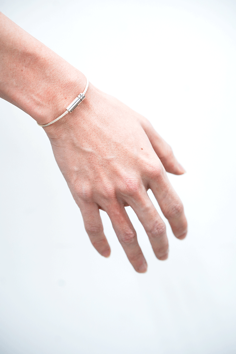 8,050円Le 7g polished cable bracelet