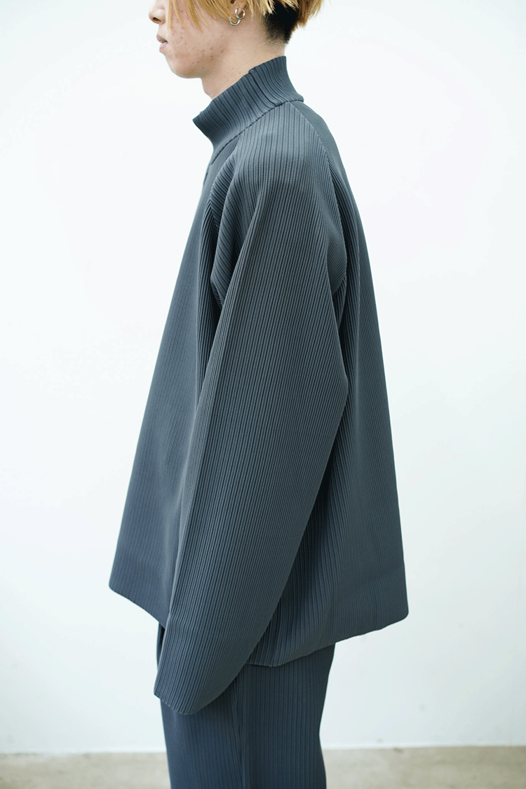 stein OVERSIZED GRADATION PLEATS L/S / BLUE GRAY - Unlimited