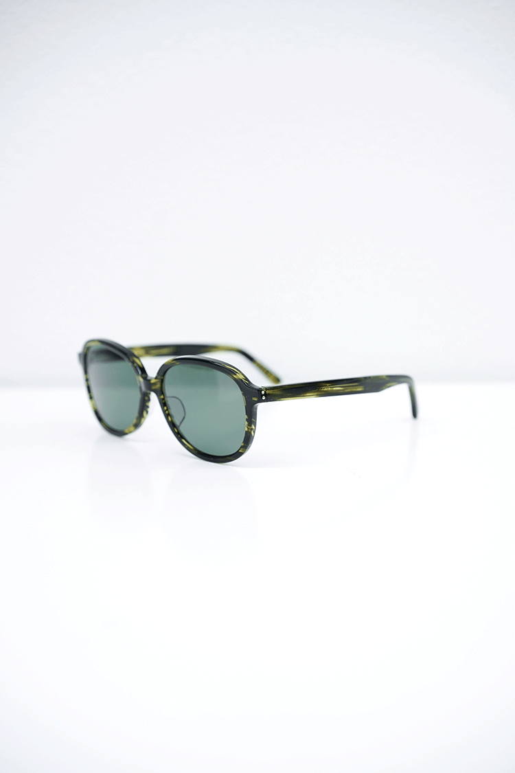 kearny burbeck (green sasa / dark green lens)