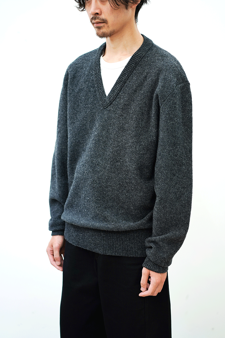 LEMAIRE(ルメール) V-NECK SWEATER / PENGUIN