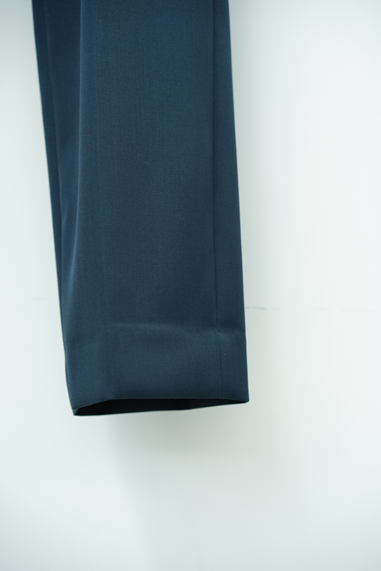 TheCLASIK(ザクラシック) STRAIGHT TROUSERS 公式通販 TheCLASIK(ザクラシック) STRAIGHT TROUSERS 公式通販