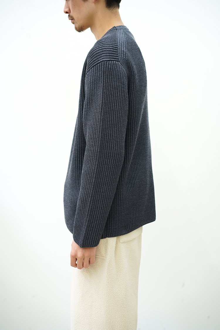 絶妙なデザイン BATONER 19AW RIB CREW NECK カーキ 3 - トップス