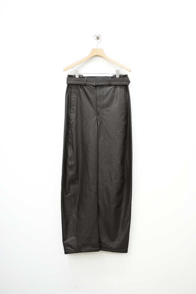 LEMAIRE LEATHER BELTED PANTS / DARK BROWN