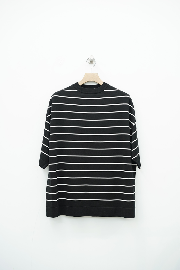THE RERACS OVER SIZE SHORT SLEEVE PULLOVER KNIT / BORDER
