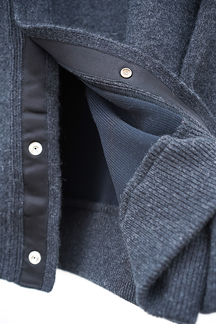 THE RERACS(ザリラクス) SNAP BUTTON KNIT CARDIGAN 公式通販 THE RERACS(ザリラクス) SNAP BUTTON KNIT CARDIGAN 公式通販