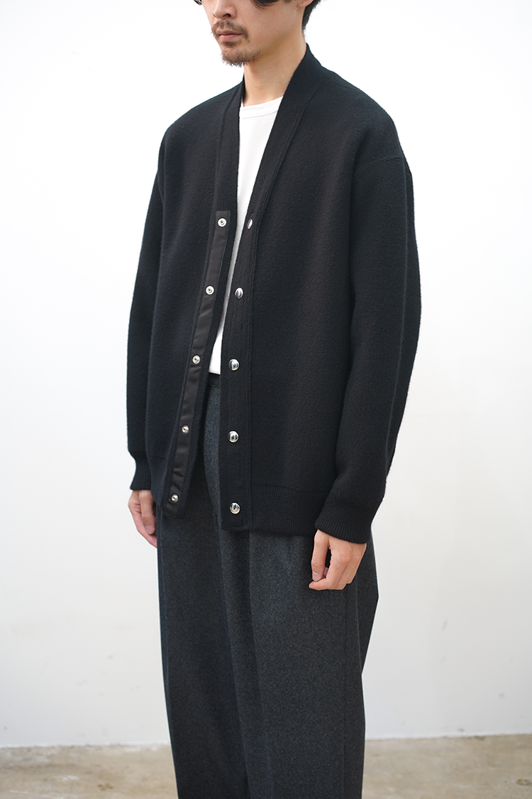 THE RERACS(ザリラクス) SNAP BUTTON KNIT CARDIGAN 公式通販 THE RERACS(ザリラクス) SNAP BUTTON KNIT CARDIGAN 公式通販