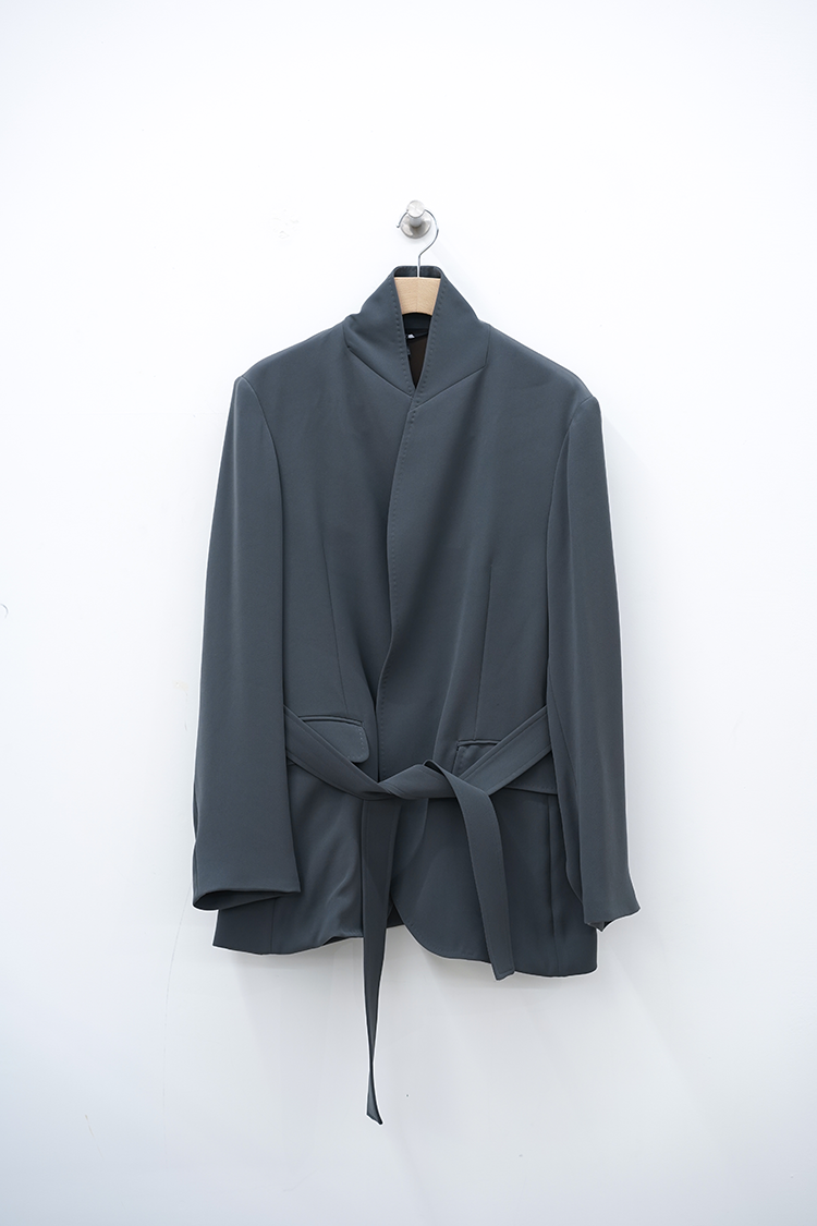 RAINMAKER STAND UP SHAWL COLLAR JACKET / STEEL