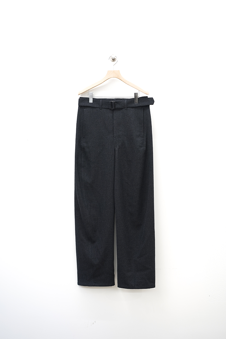 LEMAIRE BELTED TWISTED TAILORED PANTS / ANTHRACITE