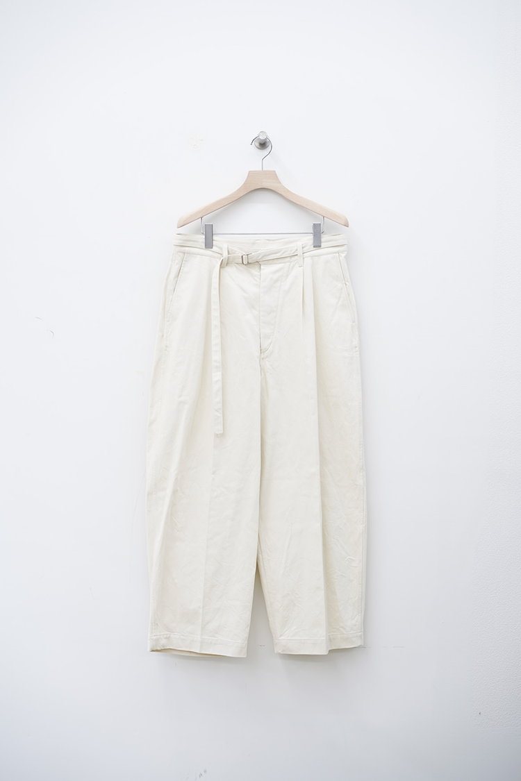 blurhms  Brushed Twill Belted Trousers / Ivory