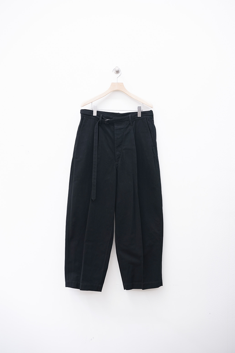 blurhms  Brushed Twill Belted Trousers / Black