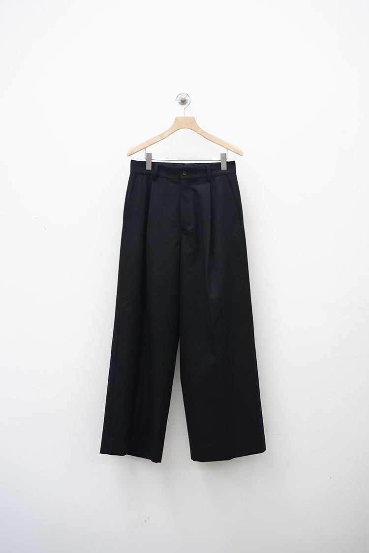 ssstein EXTRA WIDE TROUSERS / BLACK