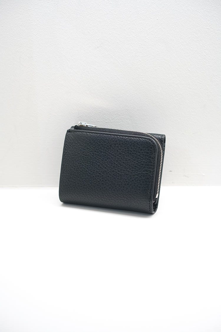 Aeta FOLDED WALLET (Grained leather) / BLACK