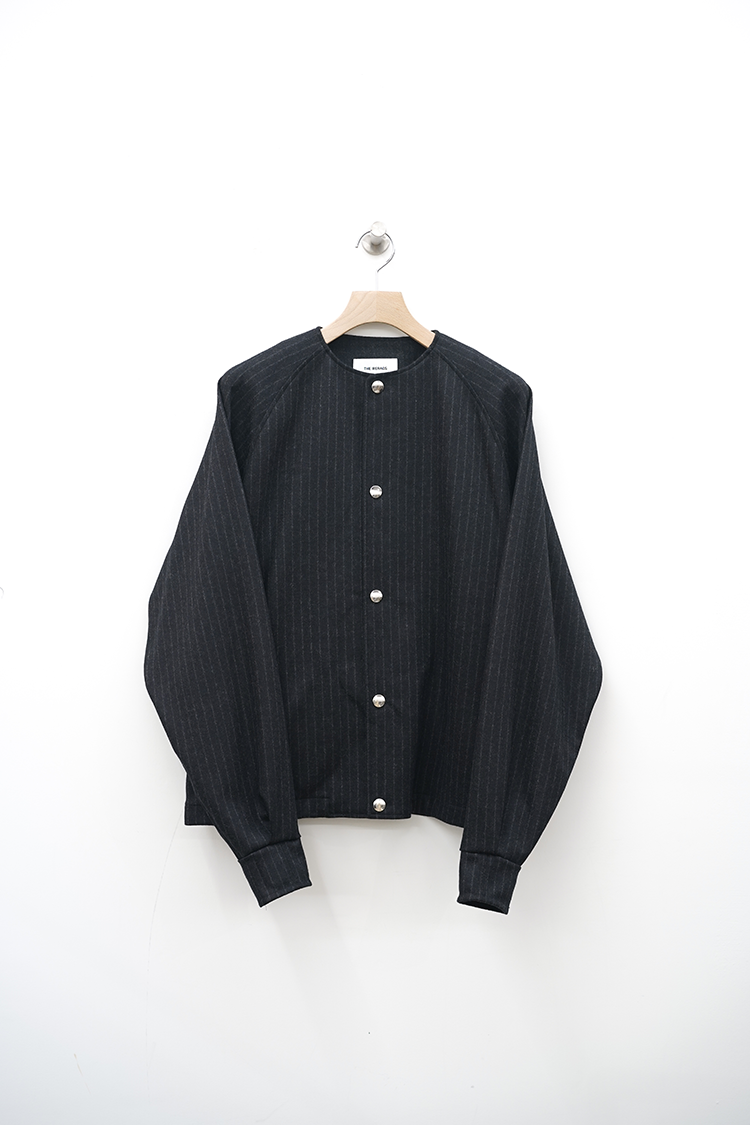 THE RERACS COLLARLESS SNAP CARDIGAN / BLACK STRIPE