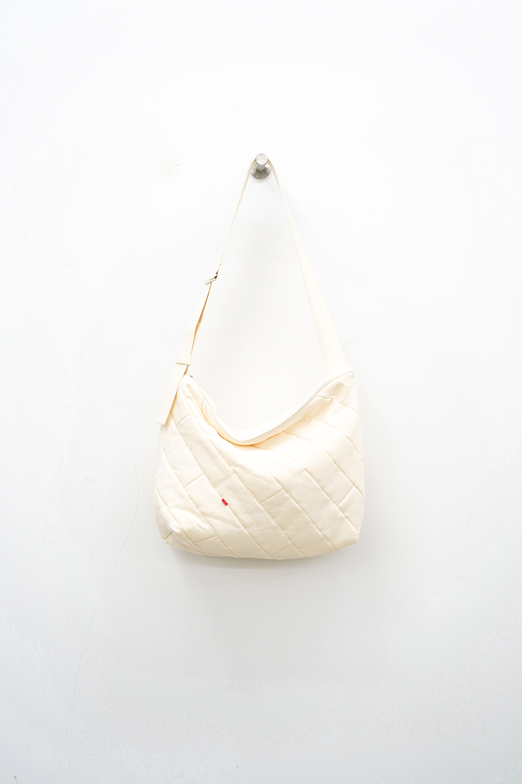 AL SHOULDER BAG M ()-KINARI(PAPER)