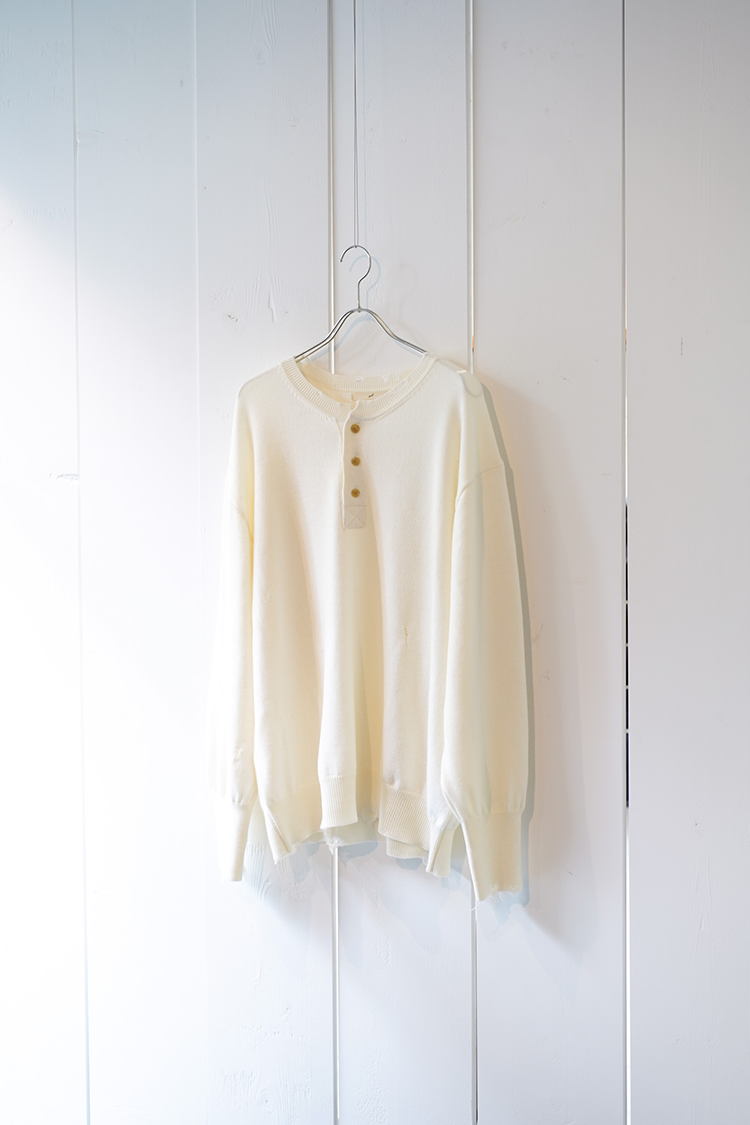 mill for Unlimited CRASH HENLEY NECK SWEATER / IVORY