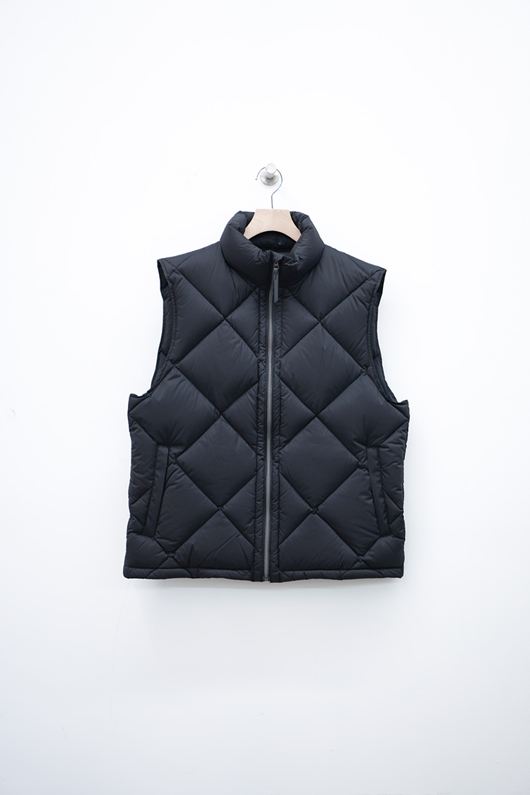 VAINL ARCHIVE PUFF VEST / BLACK