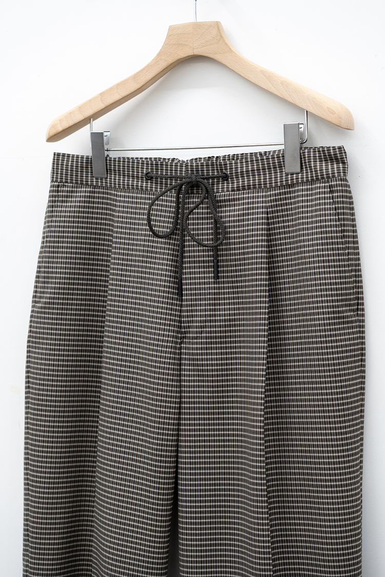 THE RERACS(ザリラクス) THE EASY SLACKS WIDE 公式通販 THE RERACS(ザリラクス) THE EASY SLACKS WIDE 公式通販