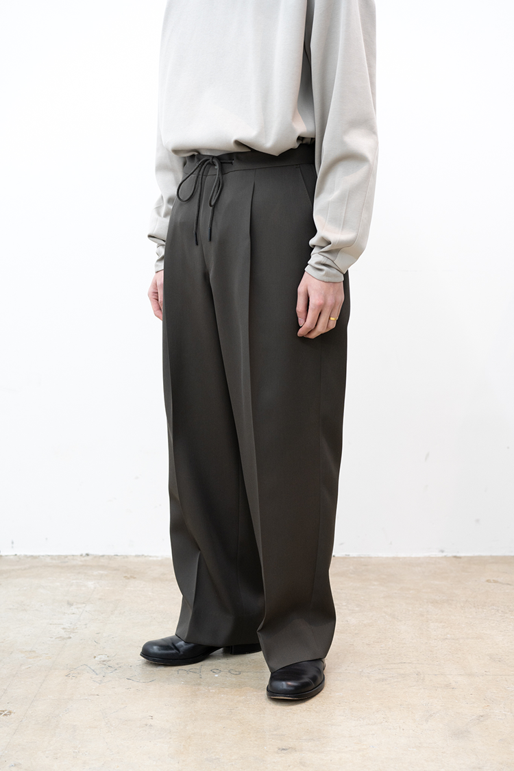 THE RERACS(ザリラクス) THE EASY SLACKS WIDE 公式通販 THE RERACS(ザリラクス) THE EASY SLACKS WIDE 公式通販