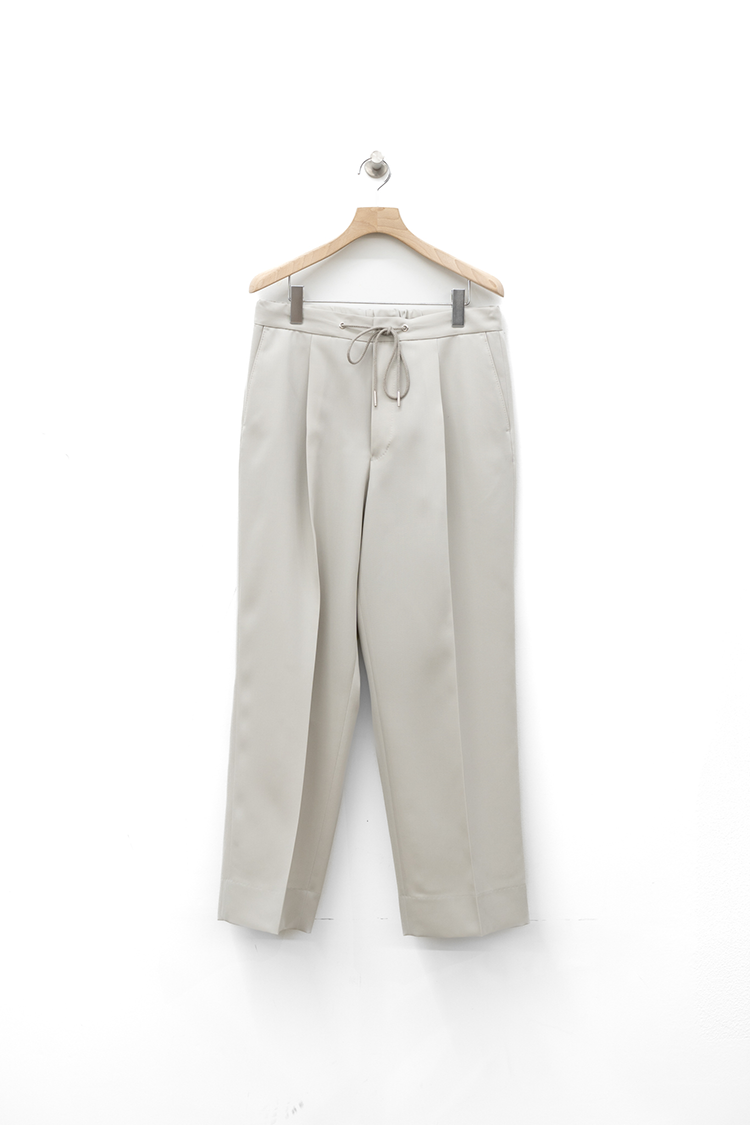 THE RERACS(ザリラクス) THE EASY SLACKS WIDE 公式通販 THE RERACS(ザリラクス) THE EASY SLACKS WIDE 公式通販