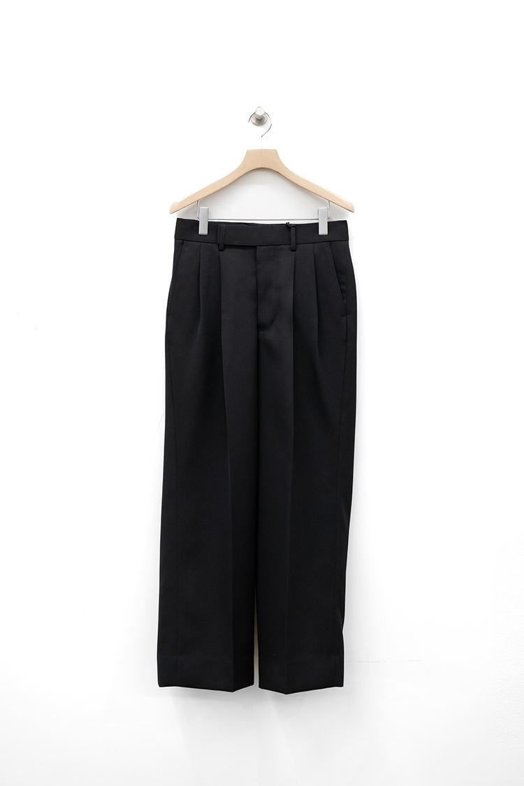 THE RERACS(ザリラクス) THE SLACKS 2TUCK 公式通販 THE RERACS(ザリラクス) THE SLACKS 2TUCK 公式通販